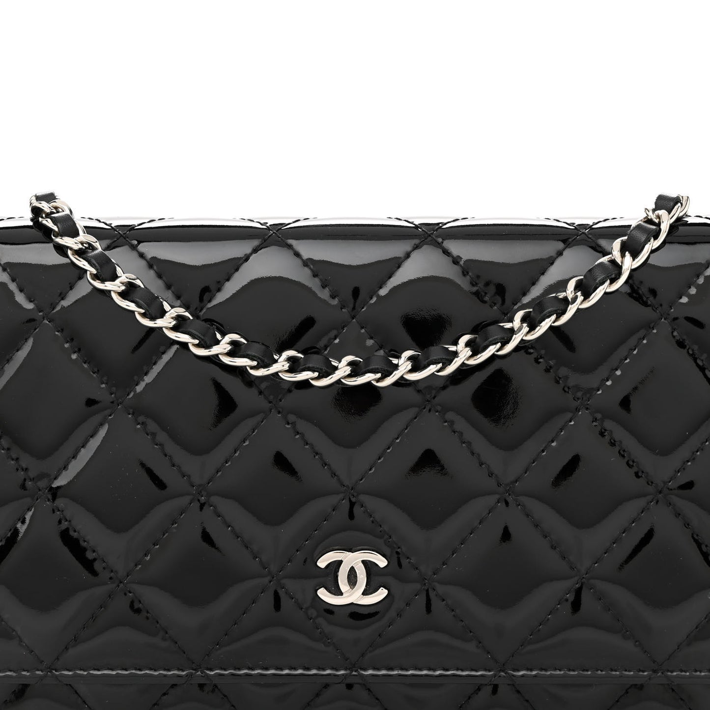 Patent Quilted Wallet On Chain WOC Black