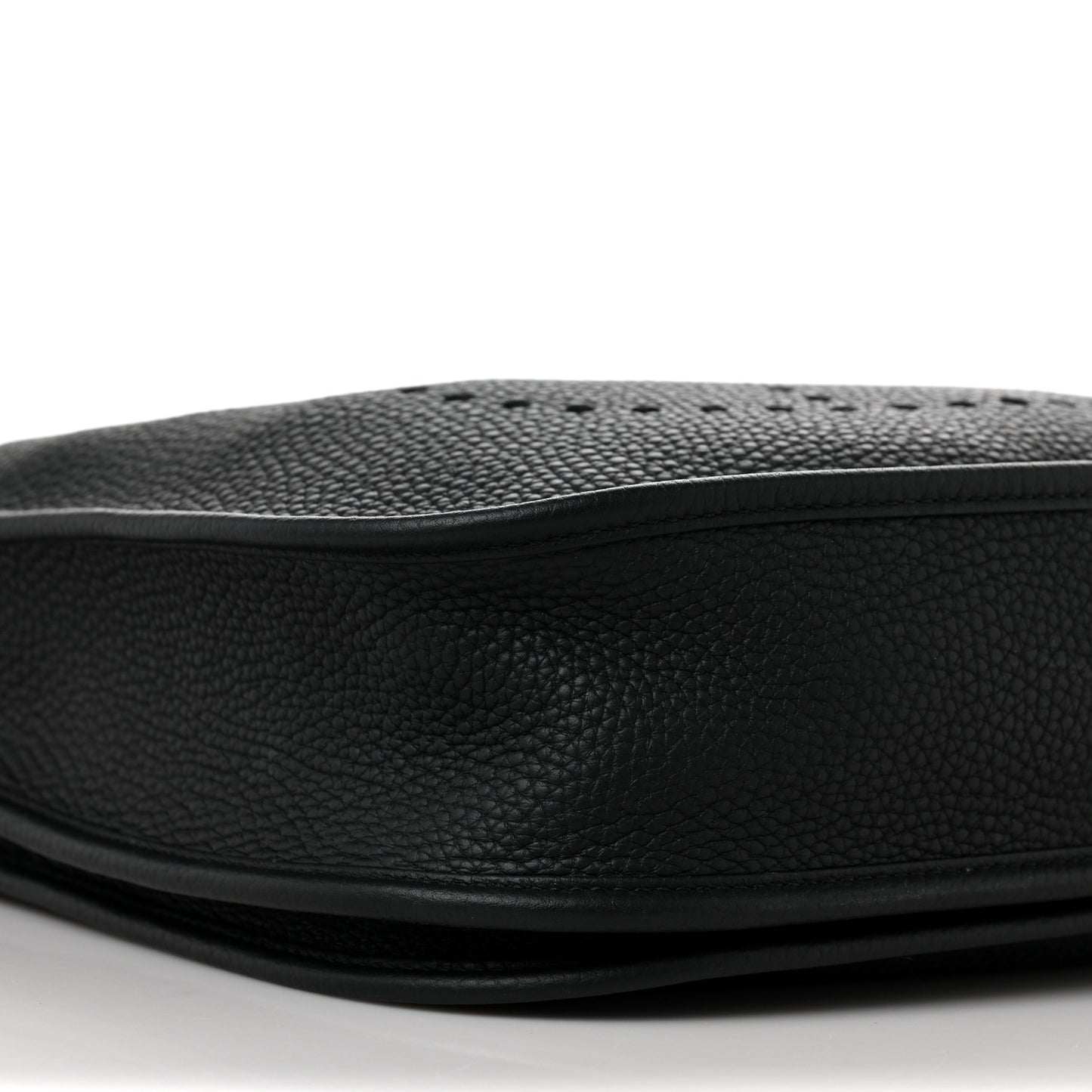 Taurillon Clemence Evelyne III PM Black