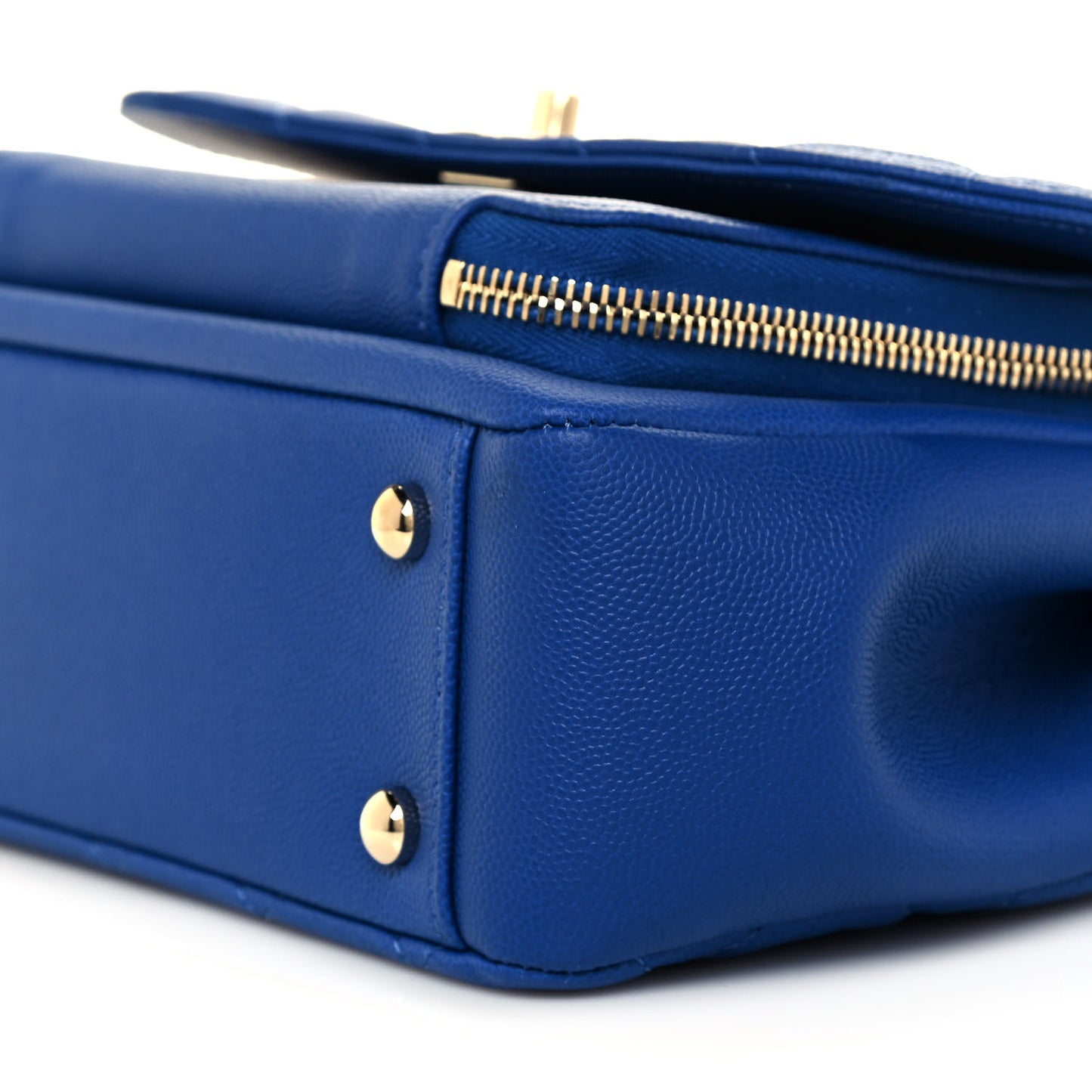 Caviar Quilted Medium Business Affinity Flap Dark Blue