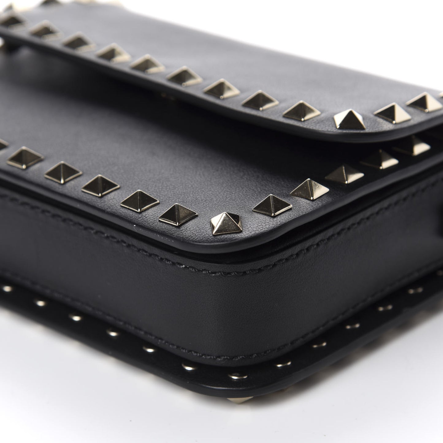 Vitello Rockstud Flap Crossbody Bag Black