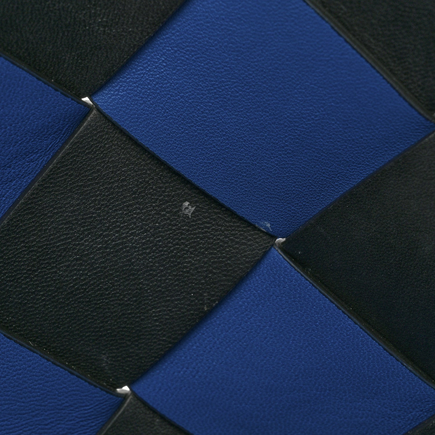 Bottega Veneta Nappa Maxi Cabat 30 Signal Blue Black 18 of 23
