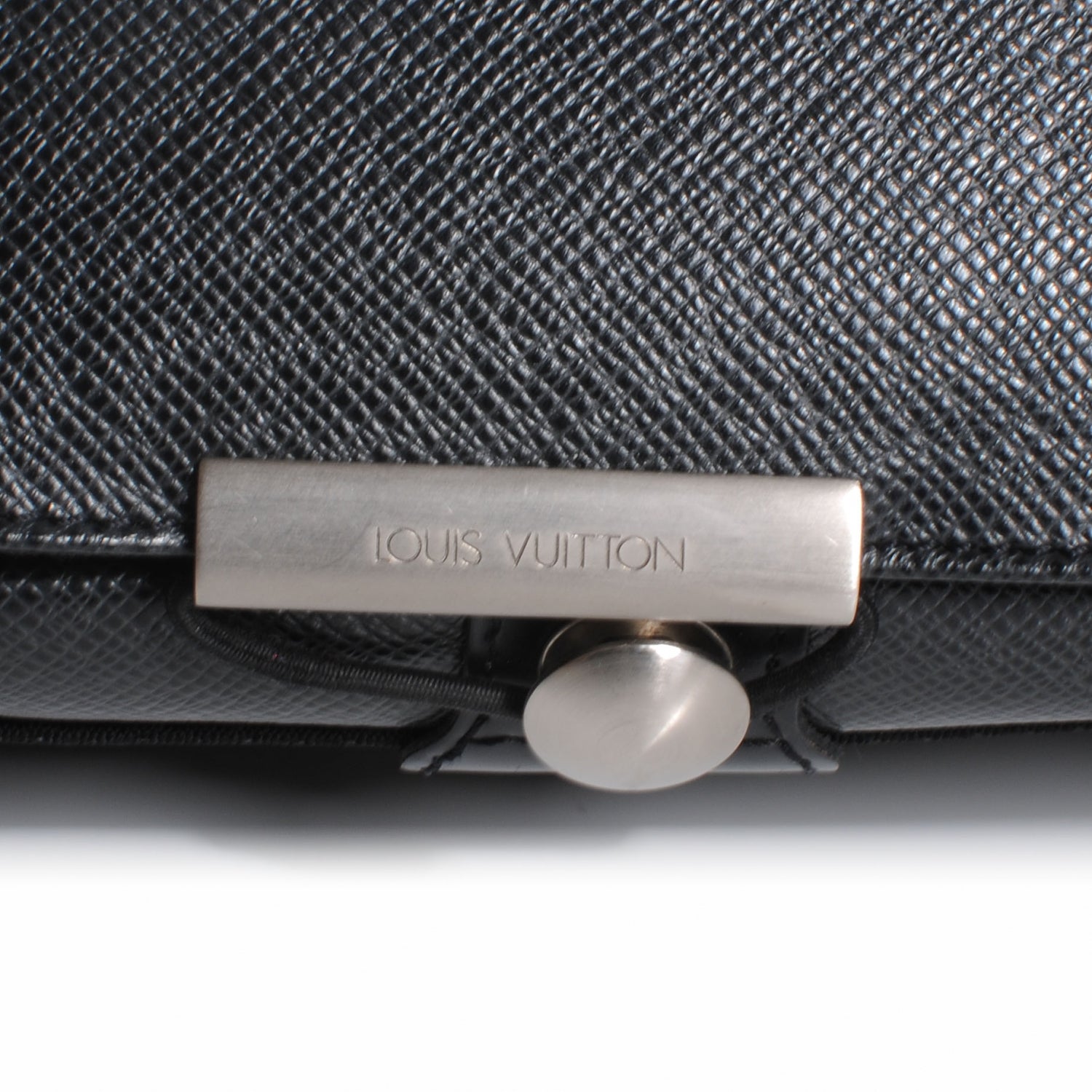 Louis Vuitton Taiga Viktor Messenger Bag Ardoise 5 of 8
