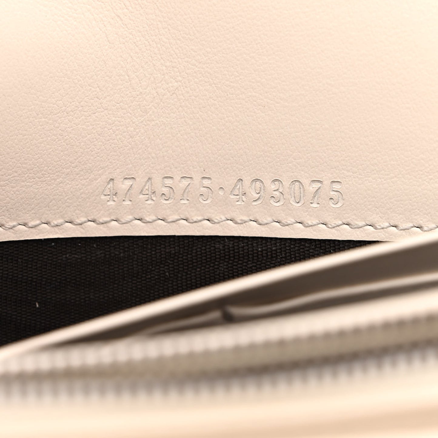 Calfskin Matelasse GG Marmont Chain Wallet Mystic White
