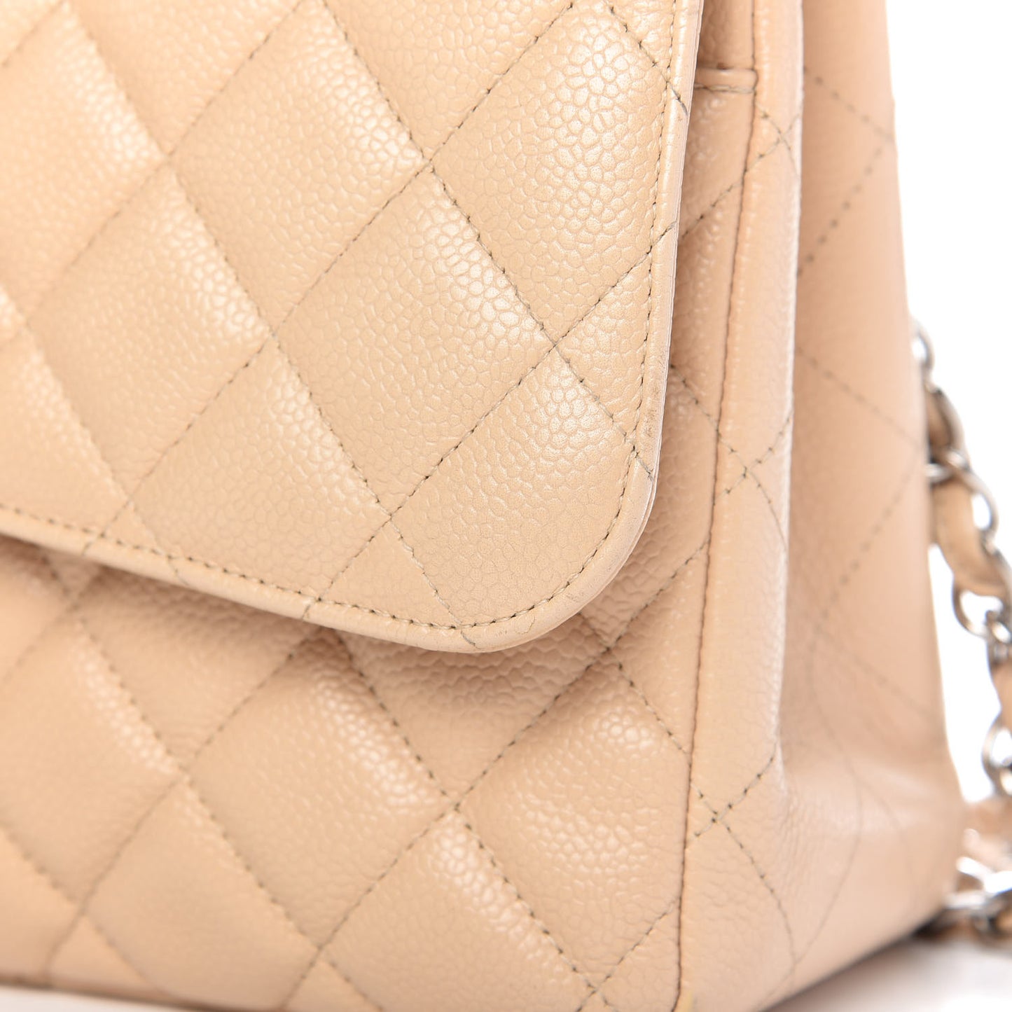 Caviar Quilted Jumbo Double Flap Beige Clair