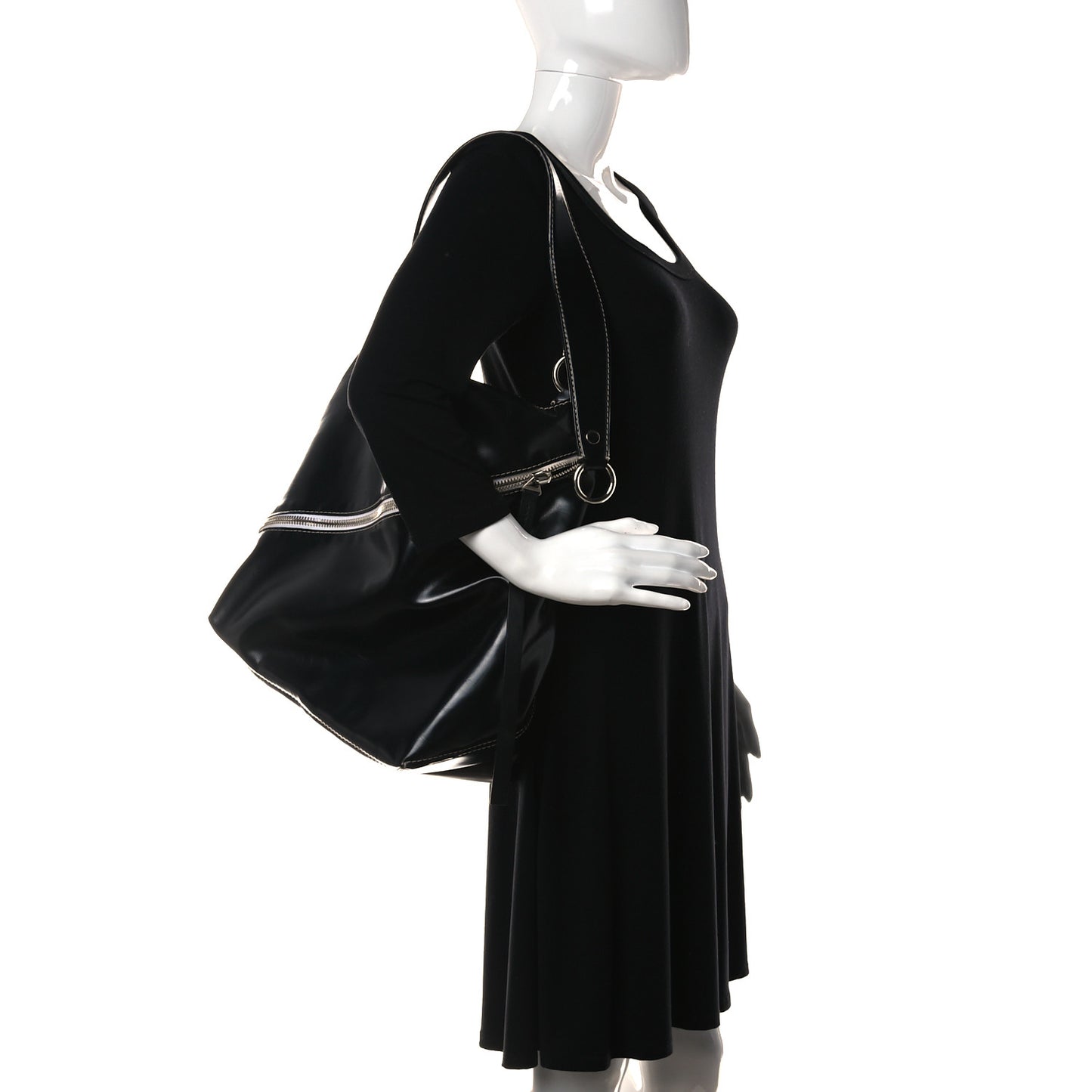 Calfskin Large Cire Zip Hobo Black