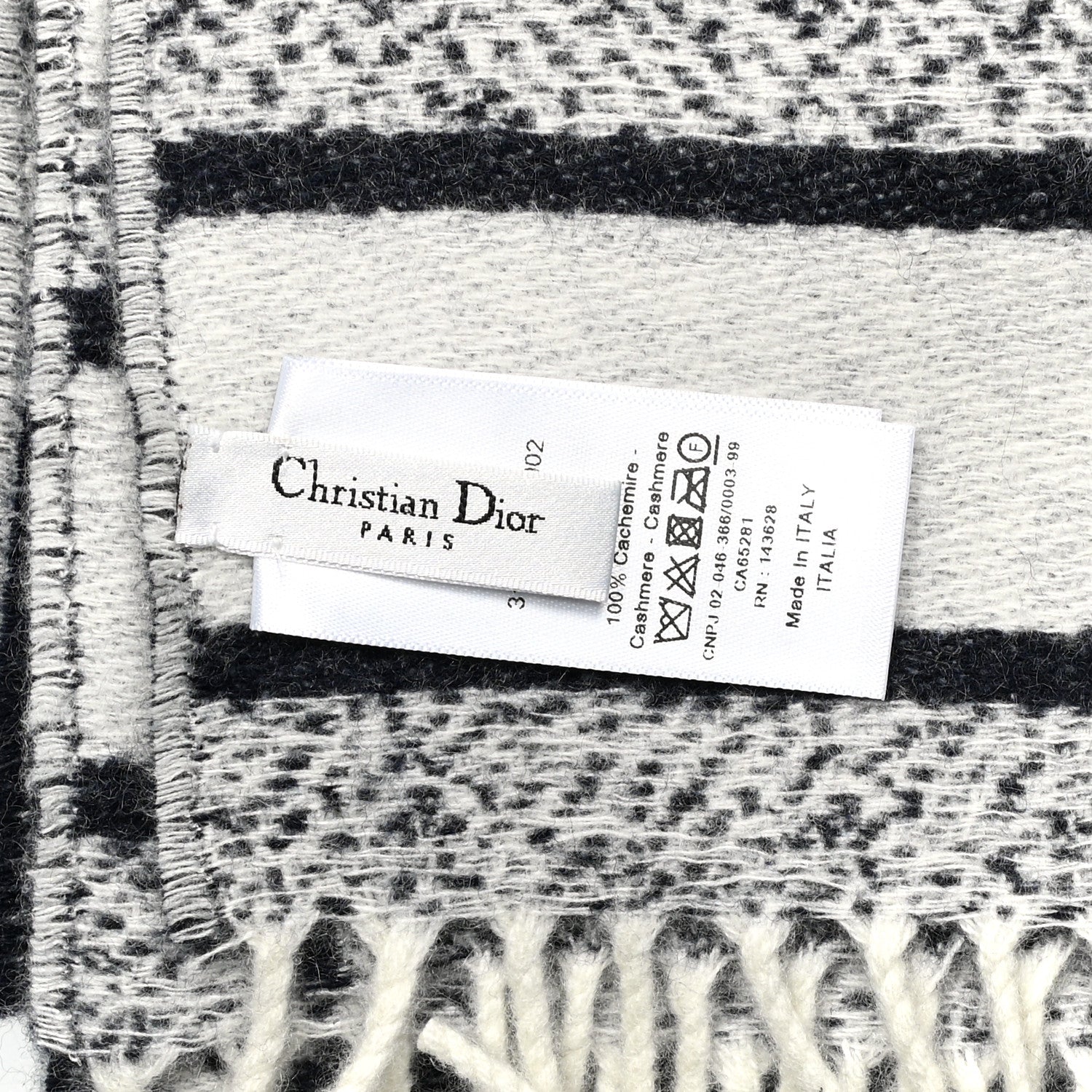 Christian Dior Cashmere Macrocannage Throw Blanket Navy Blue Off White 5 of 5