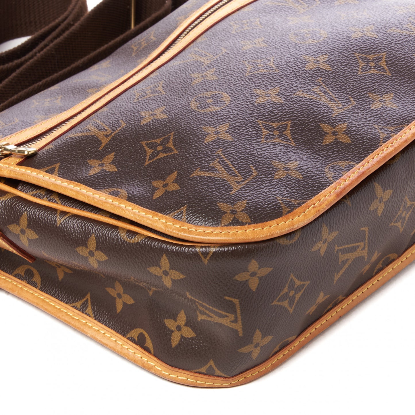 Monogram Bosphore PM Messenger