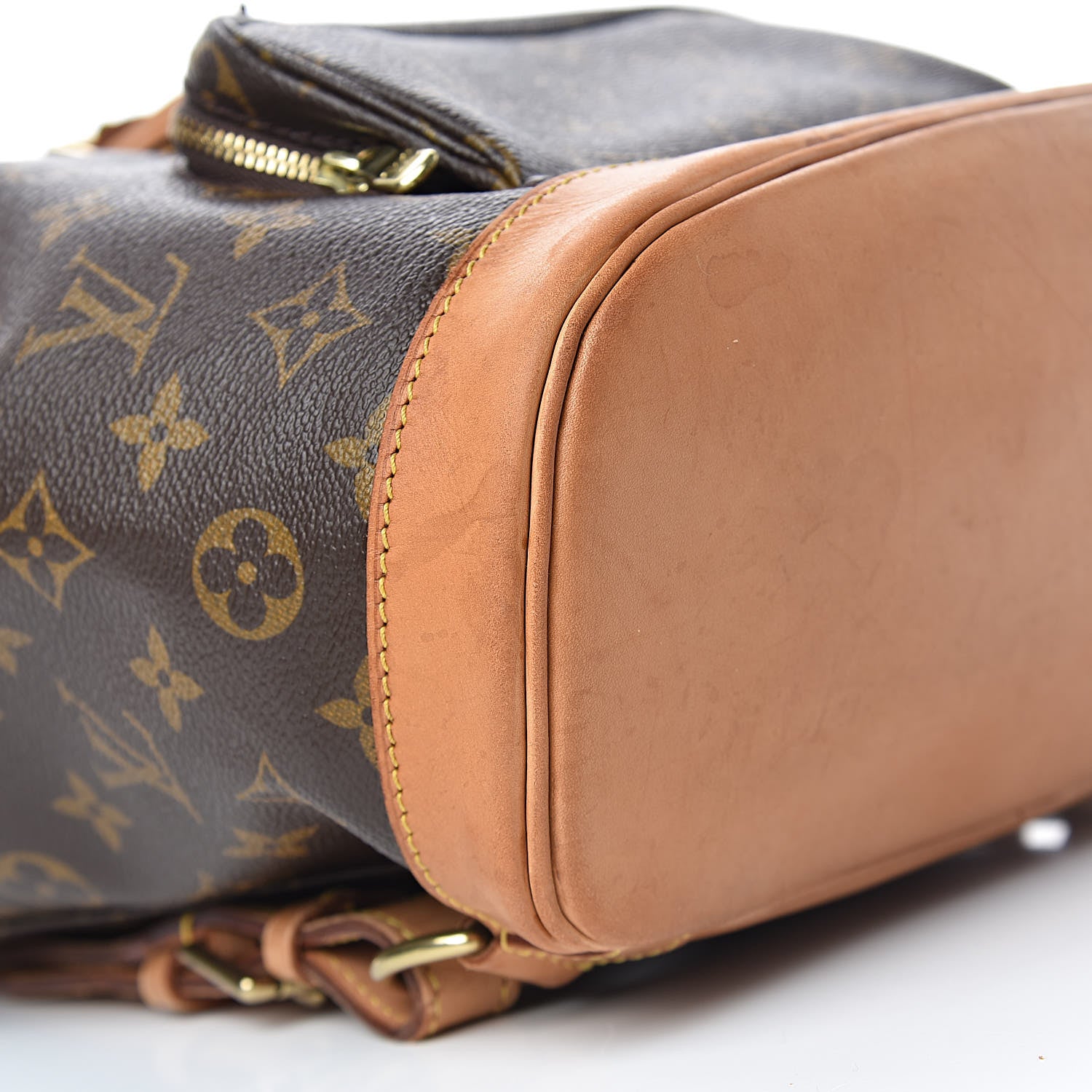 Louis Vuitton Monogram Montsouris MM Backpack 11 of 15