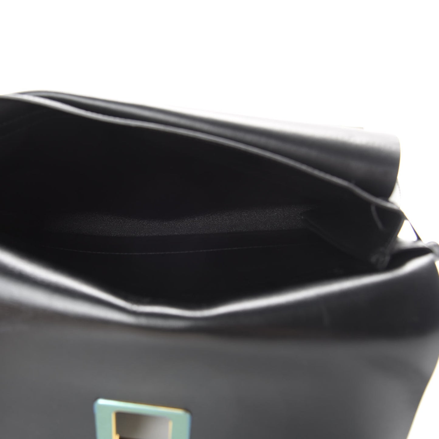 Smooth Calfskin Medium Vring Shoulder Bag Black