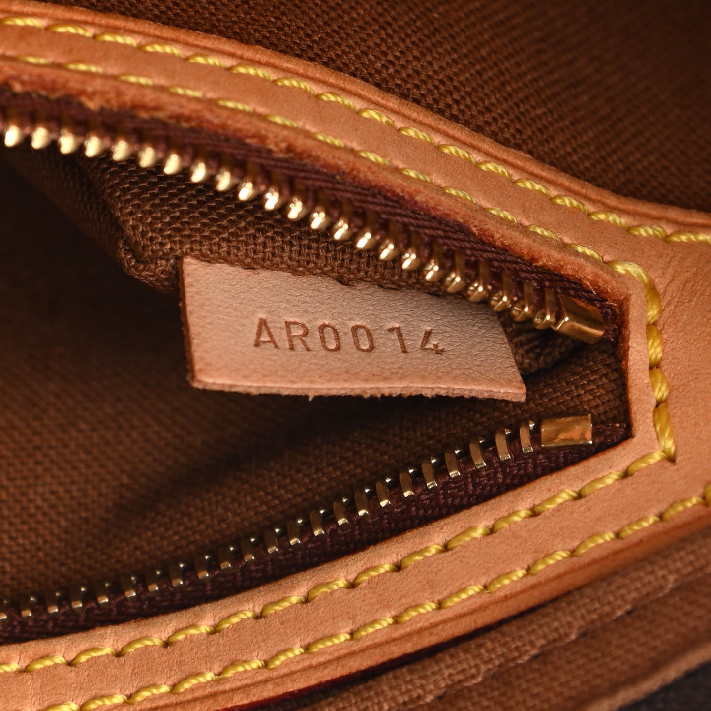 Monogram Trotteur