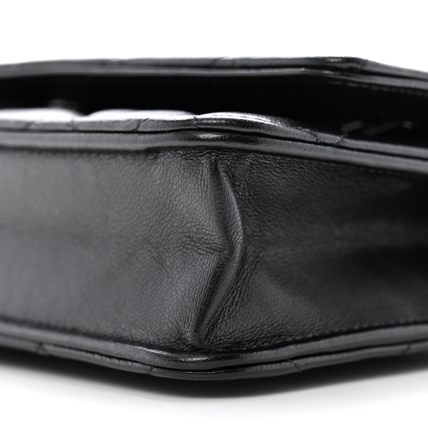 Lambskin Quilted Wallet On Chain WOC So Black