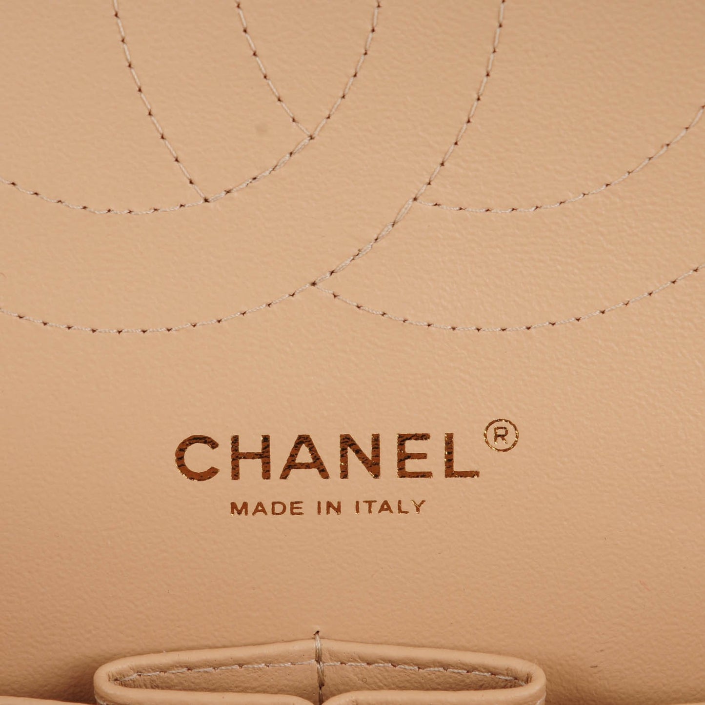 Caviar Quilted Jumbo Double Flap Beige Clair