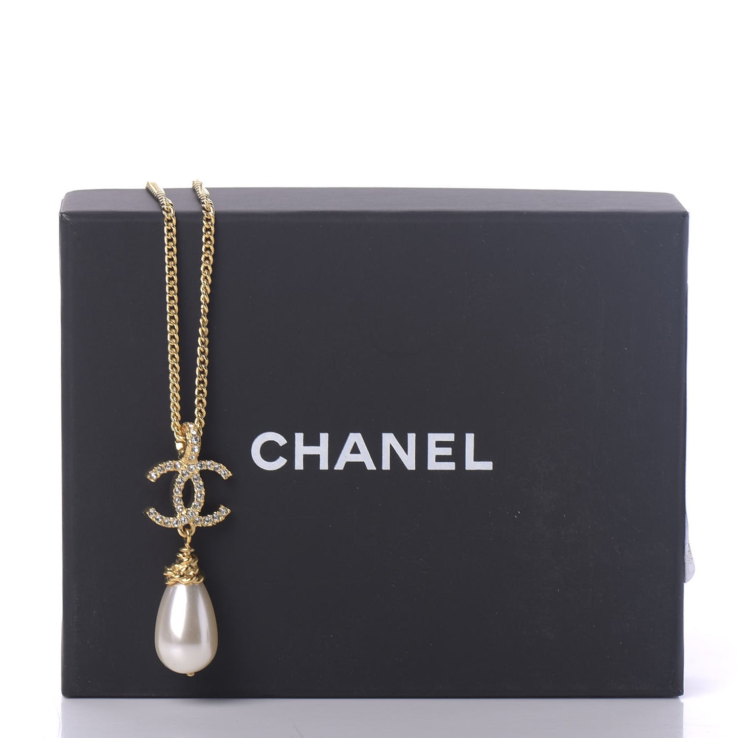 Pearl Crystal Twisted CC Drop Necklace Gold