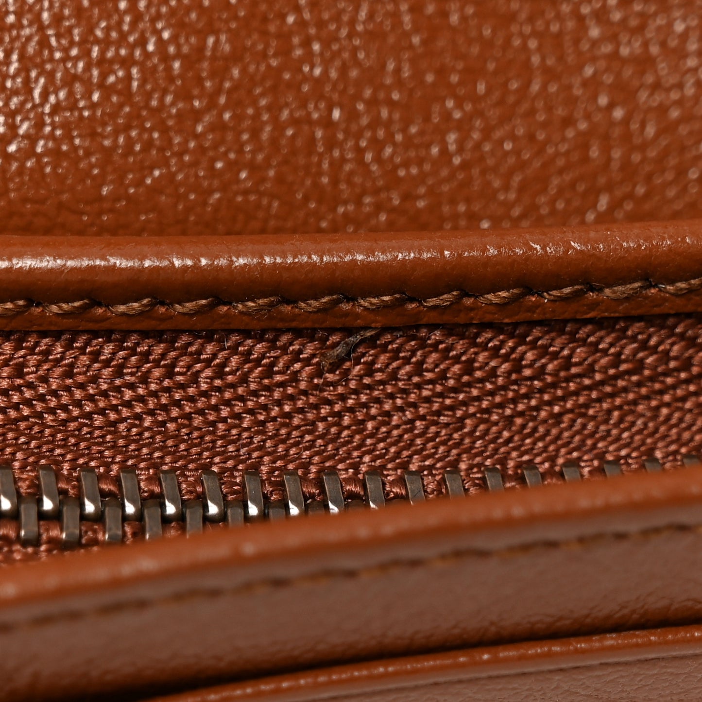 Azalea Calfskin Matelasse Diagonal Torchon GG Marmont Card Case Wallet Brown