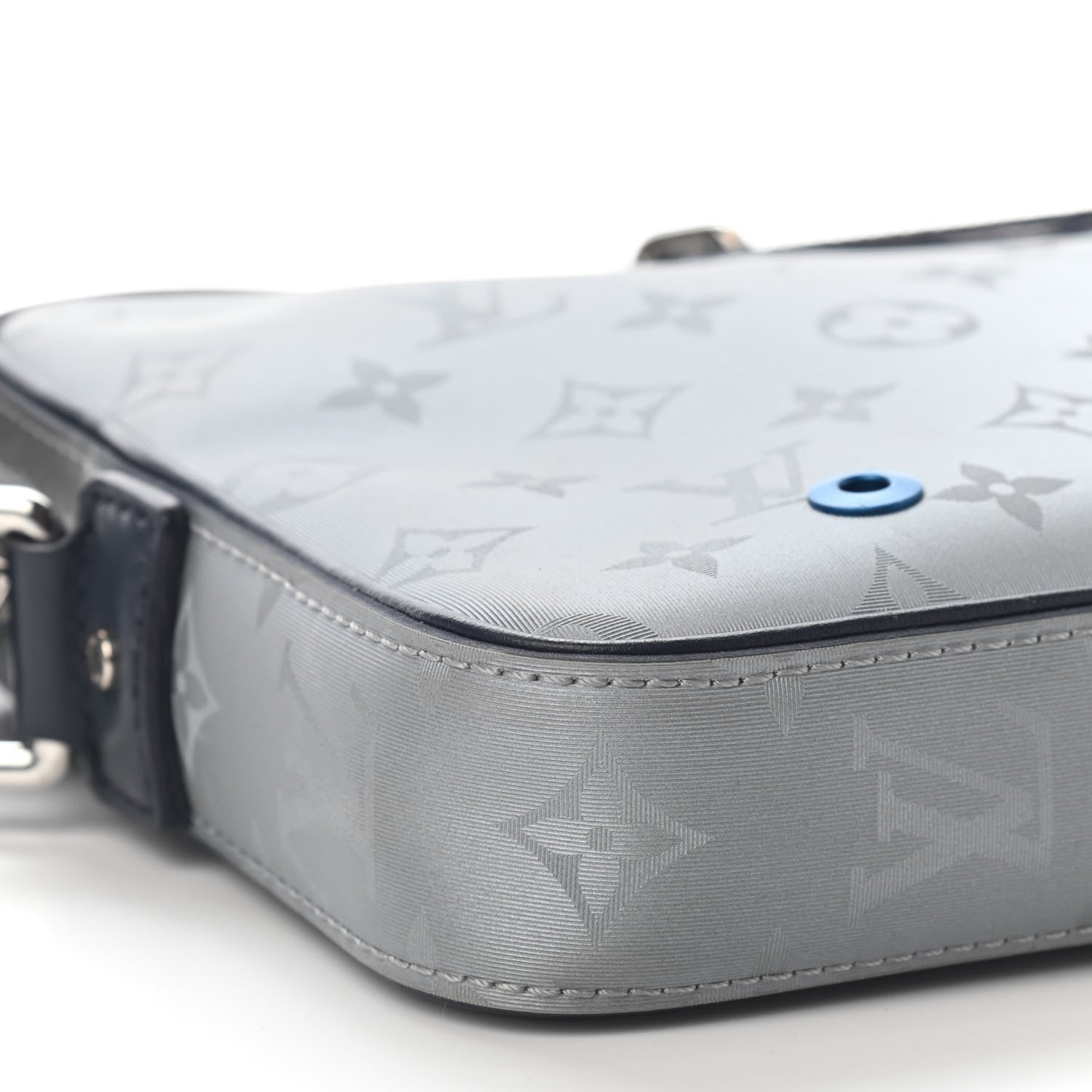 Louis Vuitton Monogram Alpha Messenger Satellite Silver 7 of 8