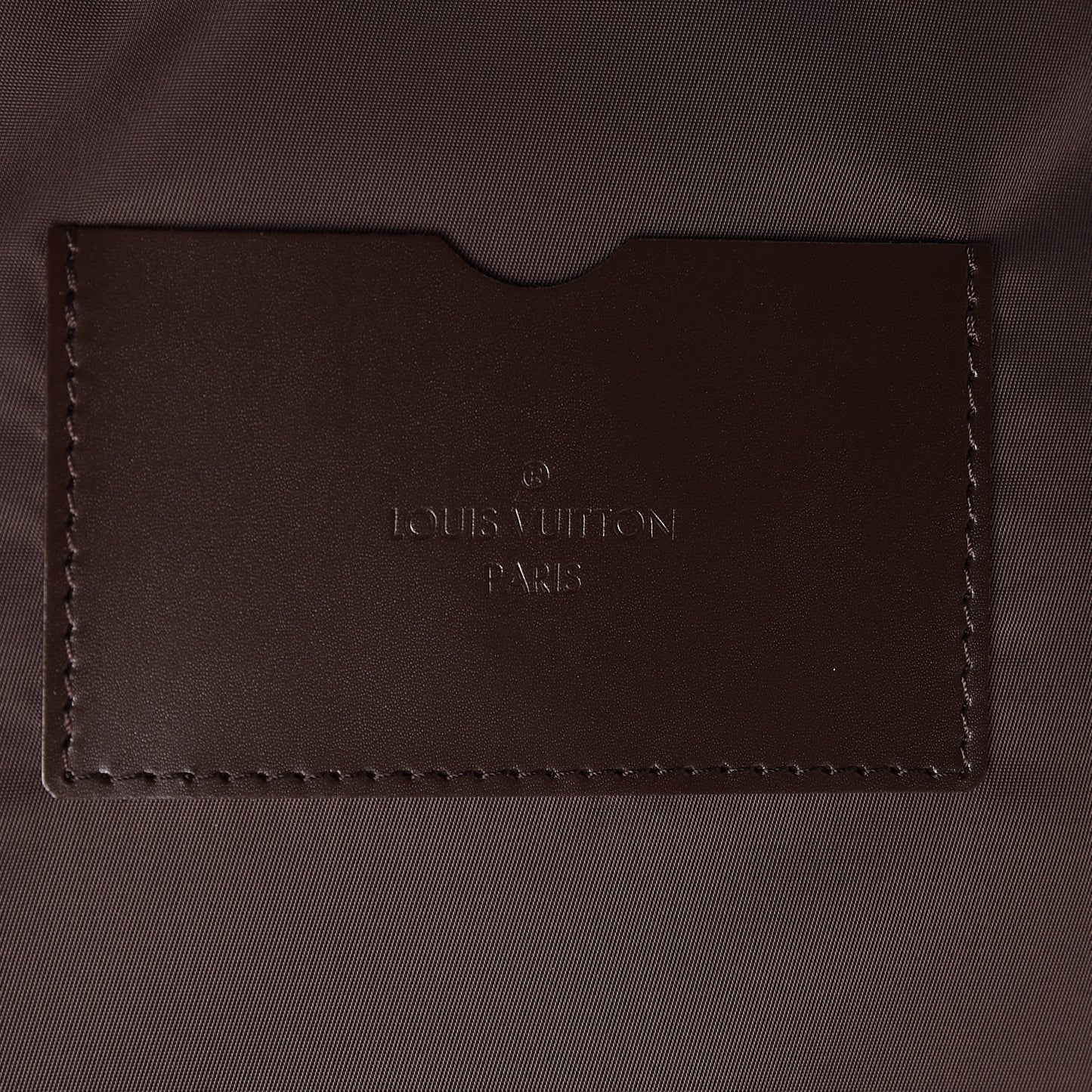 Damier Ebene Pegase Light 55