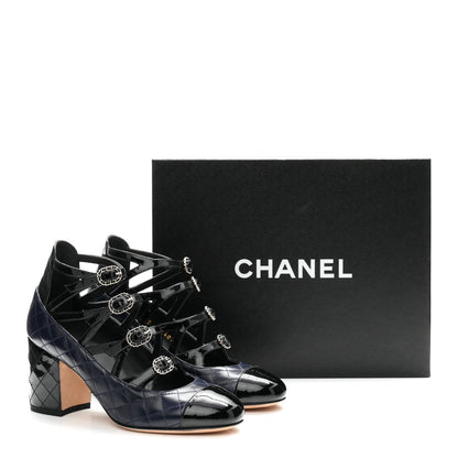 Chanel Patent Calfskin Quilted CC Cap Toe Pumps 35 Navy Black 10 of 10
