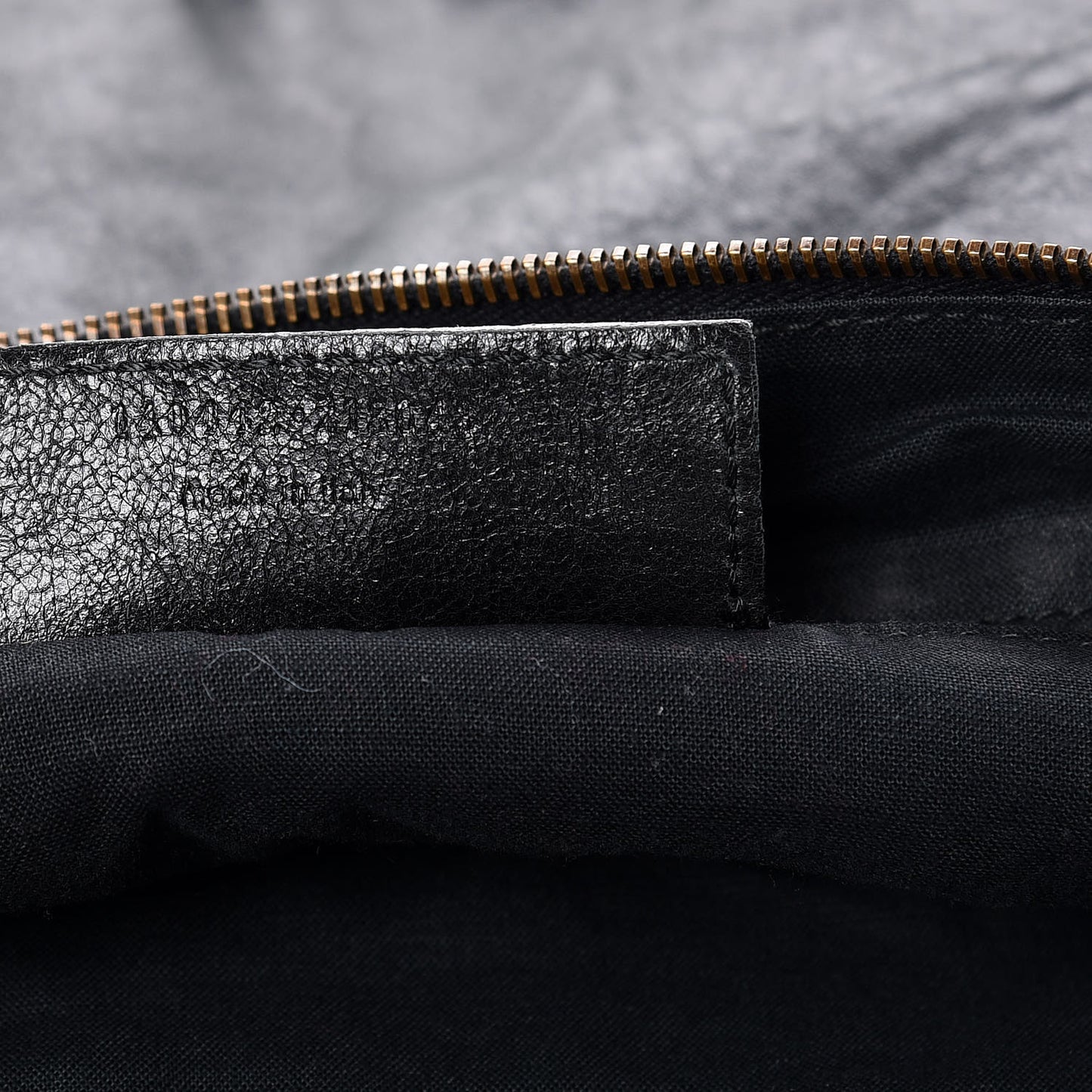 Agneau Classic Hardware Day Hobo Black