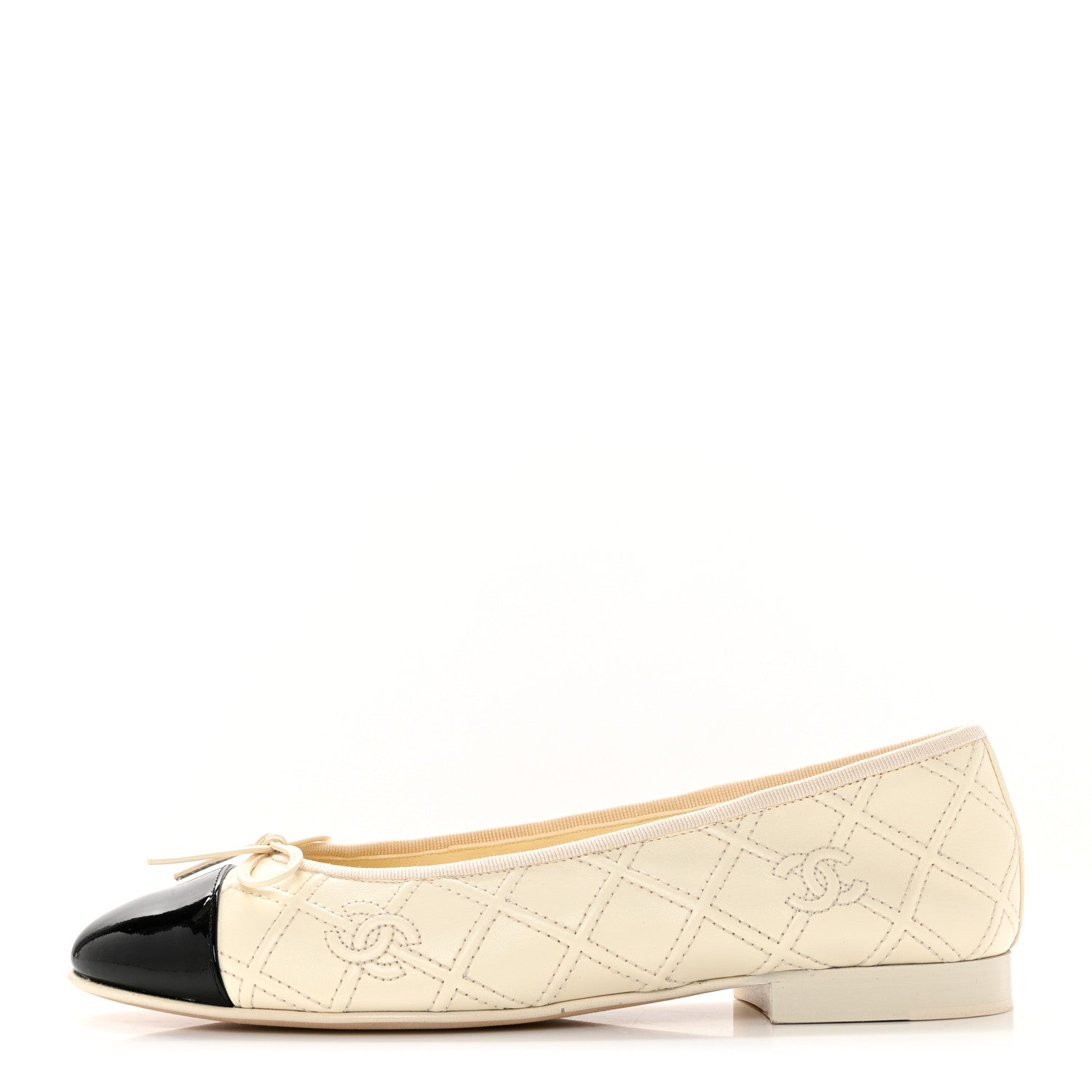 Chanel Lambskin Patent Double Stitched CC Cap Toe Ballerina Flats 39 Ivory Black 1 of 9