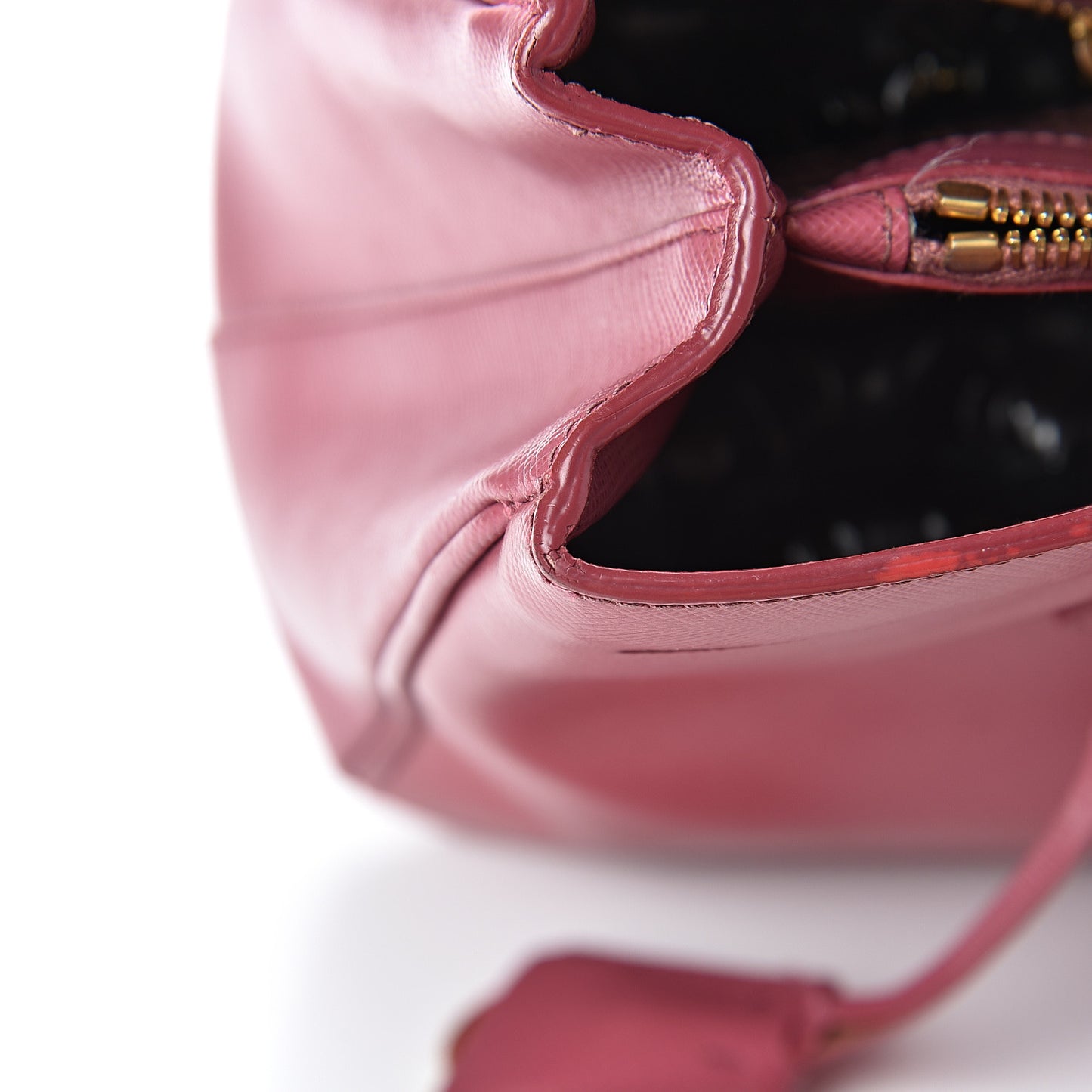 Saffiano Lux Medium Tote Bruyere