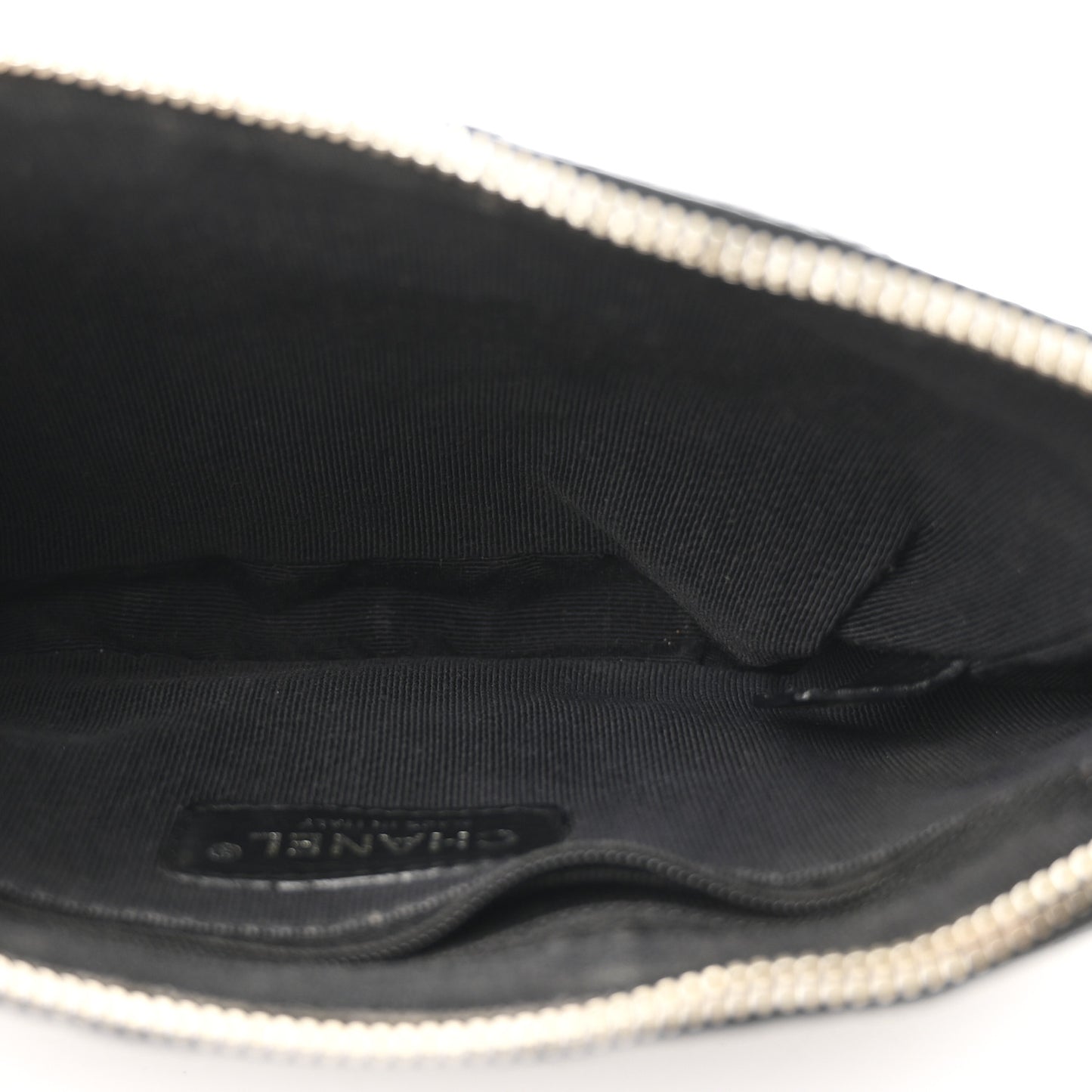 Caviar Quilted Timeless CC Shoulder Bag Black