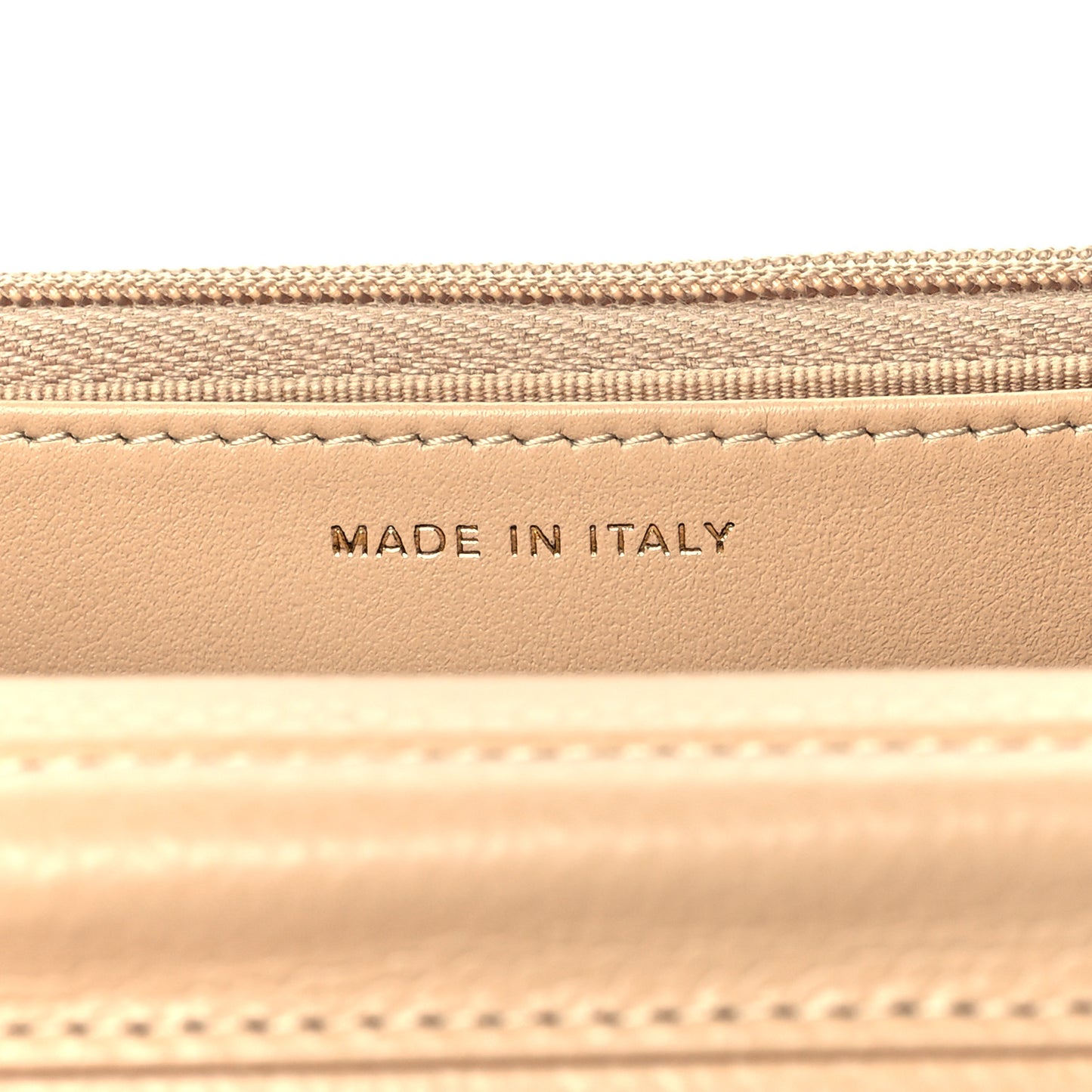 Caviar Quilted Wallet On Chain WOC Beige