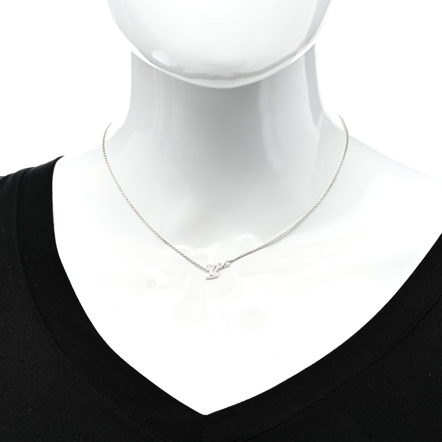 18K White Gold Diamond Idylle Blossom LV Pendant Necklace