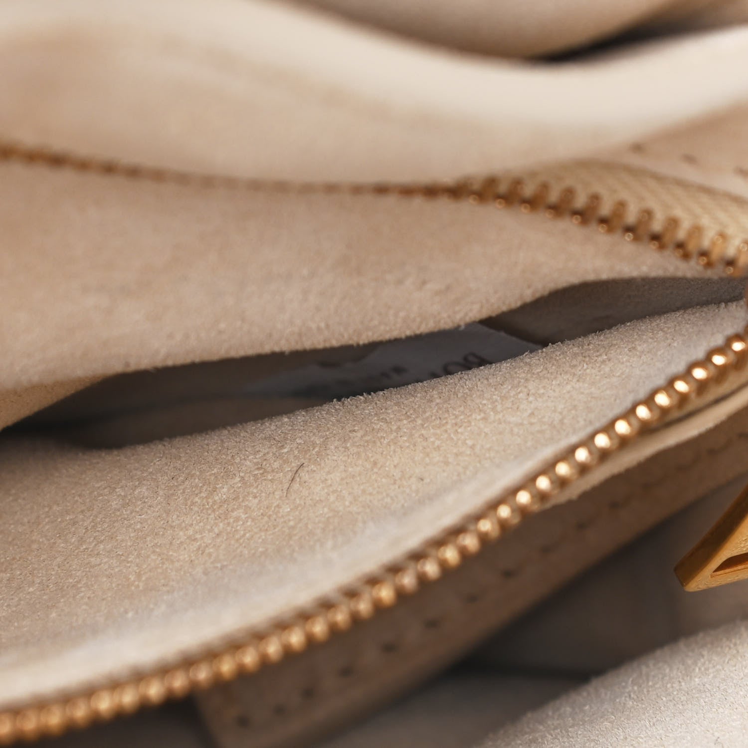 Bottega Veneta Suede Maxi Intrecciato Padded Chain Cassette Crossbody Bag Sand 6 of 8