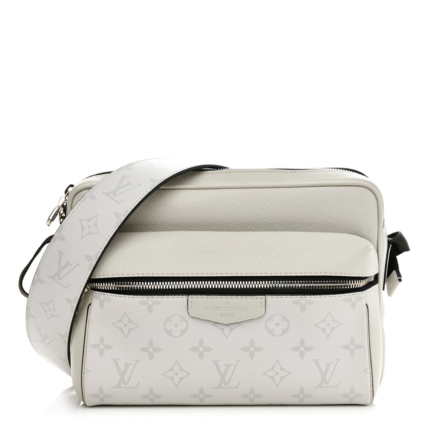 Louis Vuitton Taigarama Outdoor Messenger Antartica 1 of 12