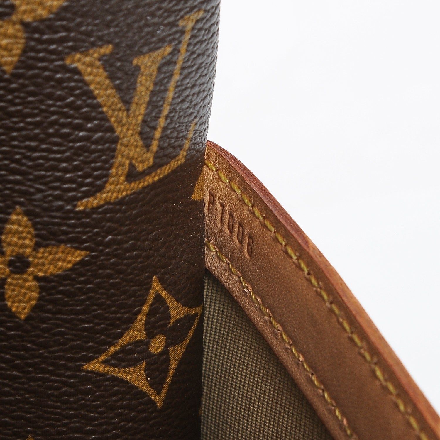 Louis Vuitton Monogram Reporter GM 7 of 7