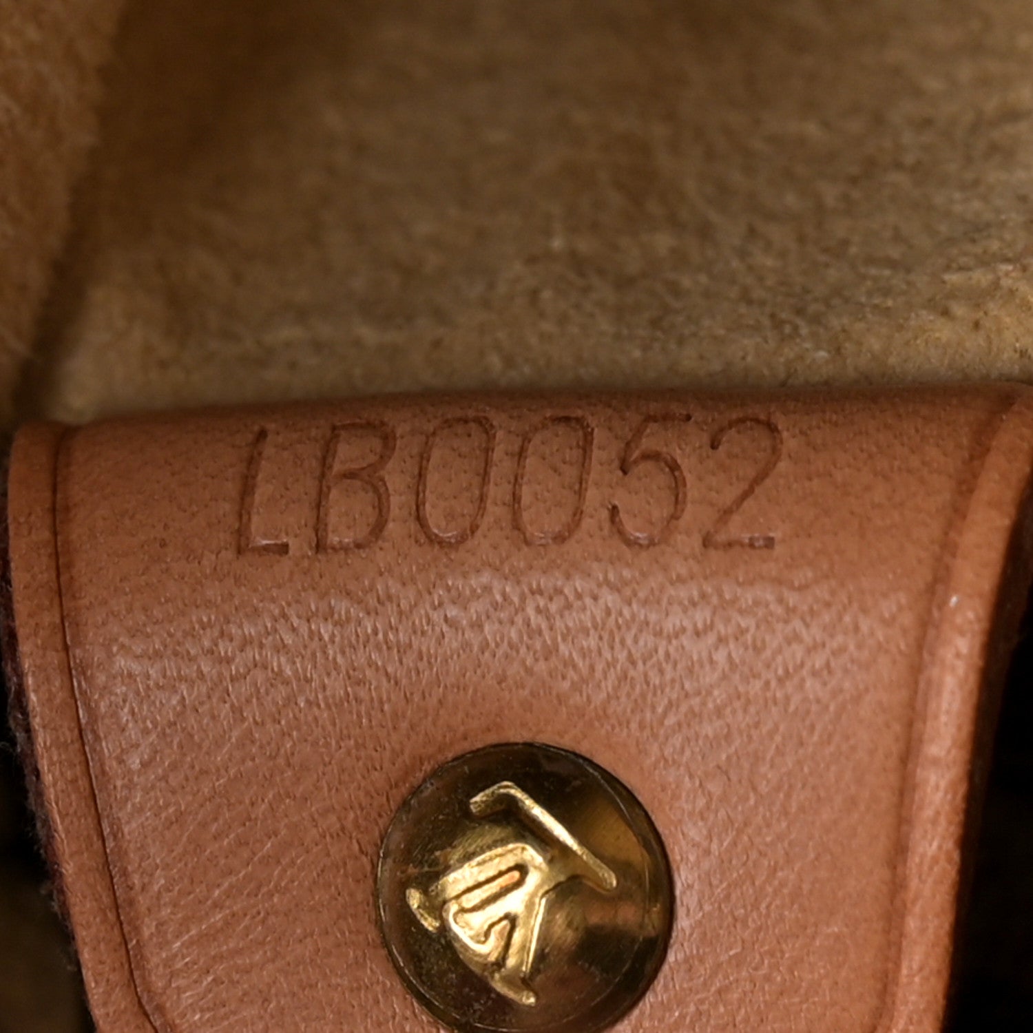 Louis Vuitton Monogram Looping GM 7 of 12