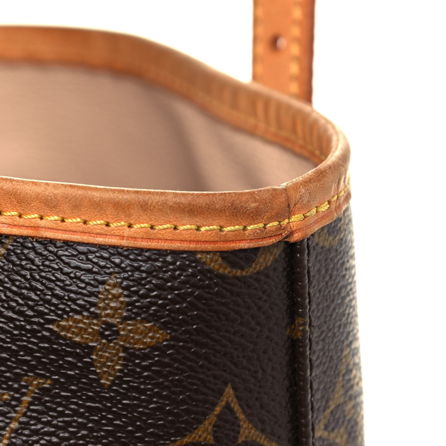 Monogram Petit Bucket 23