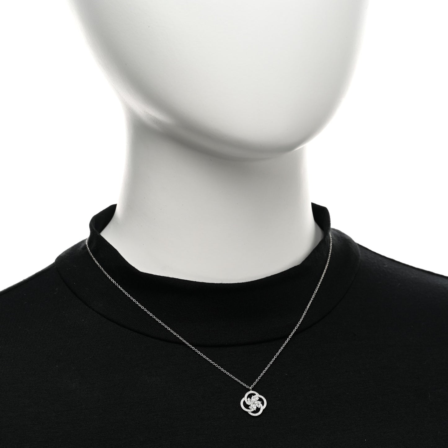 Platinum Diamond Small Victoria Cluster Pendant