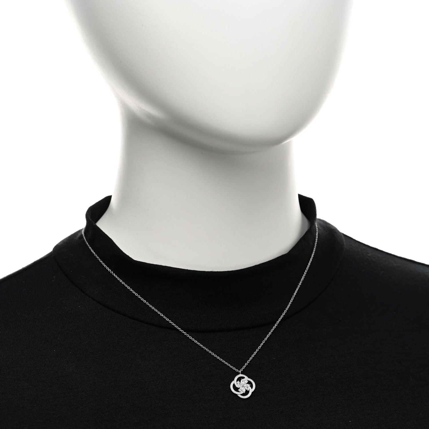 Tiffany Platinum Diamond Small Victoria Cluster Pendant 2 of 5