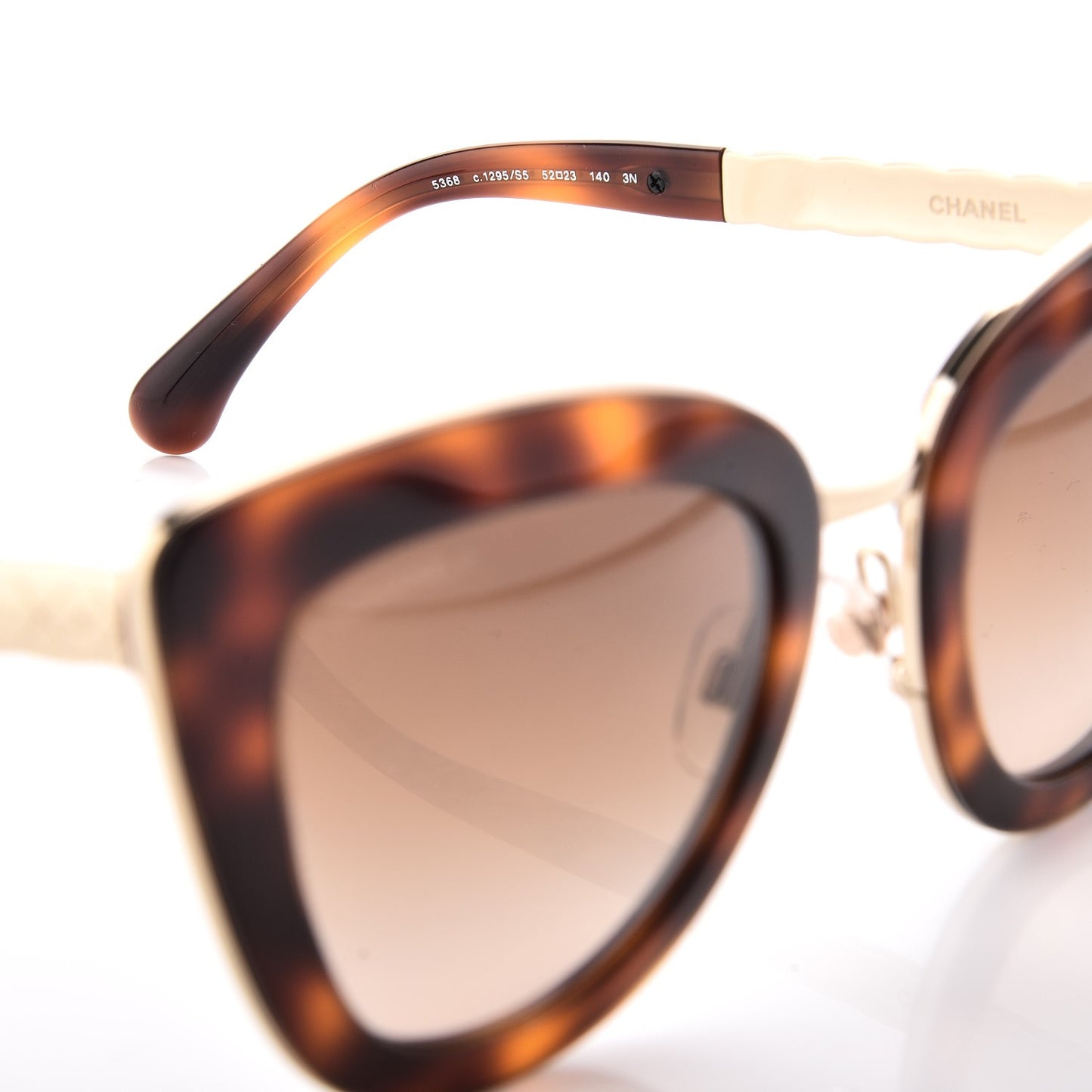 Cat Eye Quilted Sunglasses 5368 Tortoise