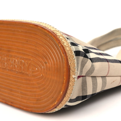 Burberry House Check Espadrille Bucket Bag Beige 9 of 13