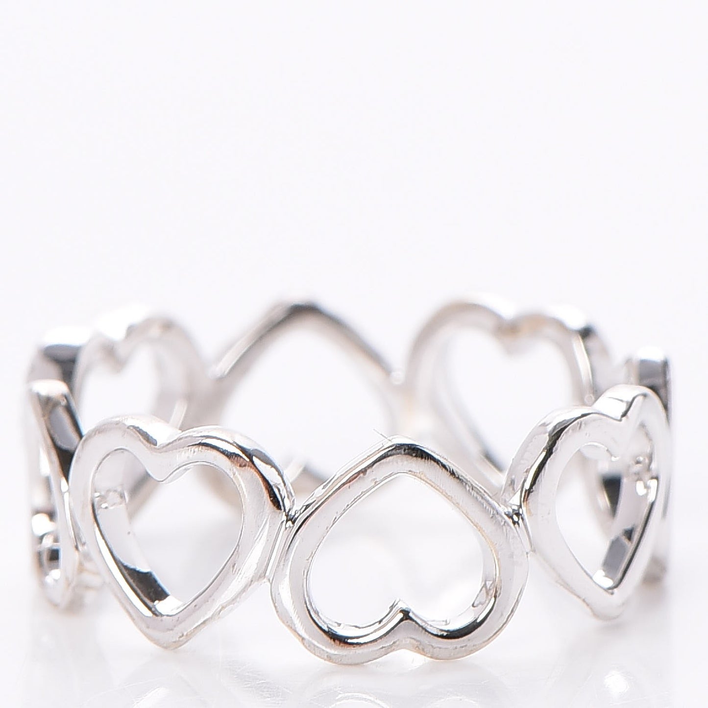 18K White Gold Diamond Hearts Eternity Band Ring 53 6.25