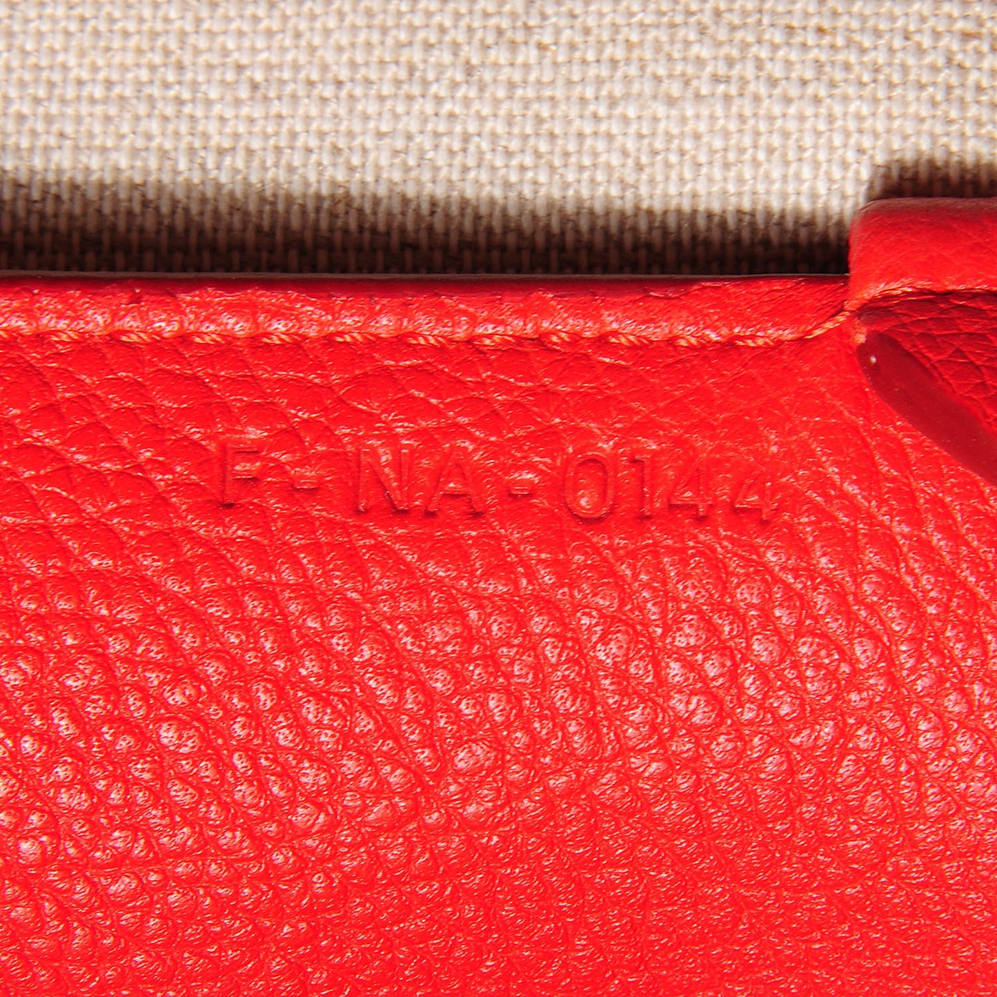 Soft Grained Calfskin Medium Cabas Phantom Vermillion