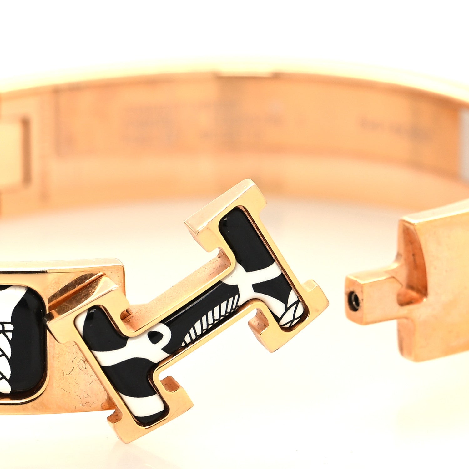 Hermes Enamel Printed Panoplie Equestre Narrow Clic Clac H Bracelet GM Positif Negatif 4 of 5