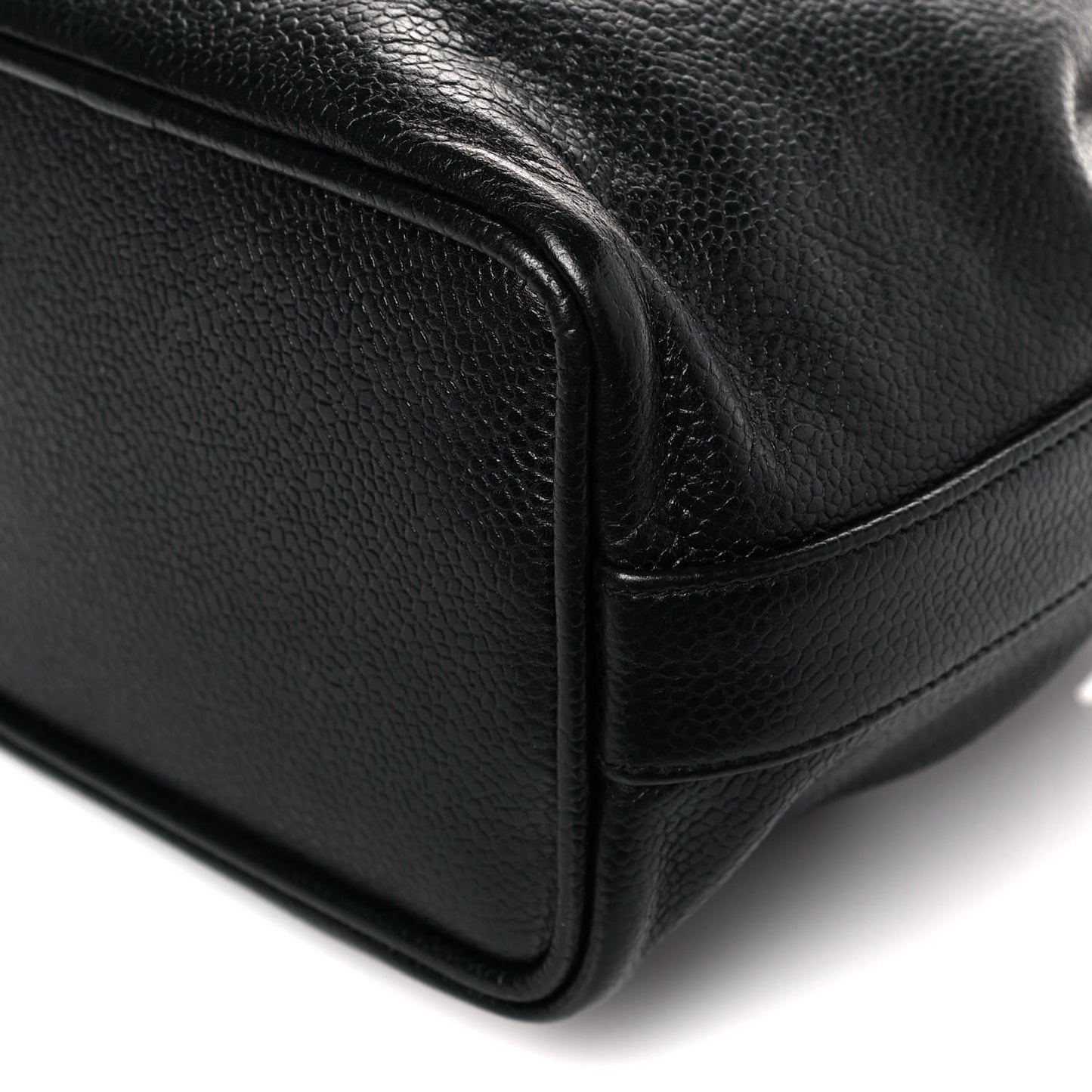 Caviar CC Drawstring Shoulder Bag Black