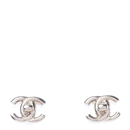 Chanel Metal CC Turnlock Earrings Gold 1 of 4