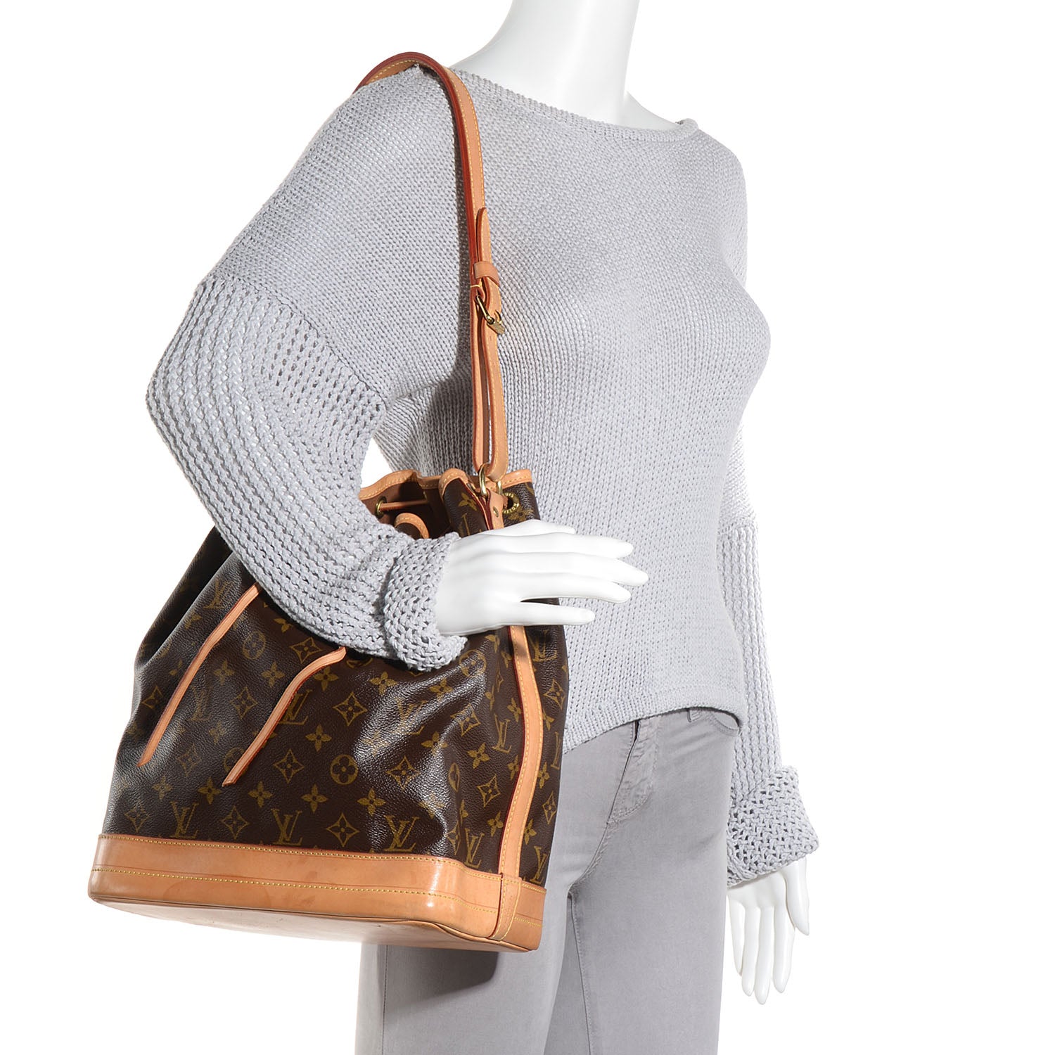 Louis Vuitton Monogram Noe 2 of 8