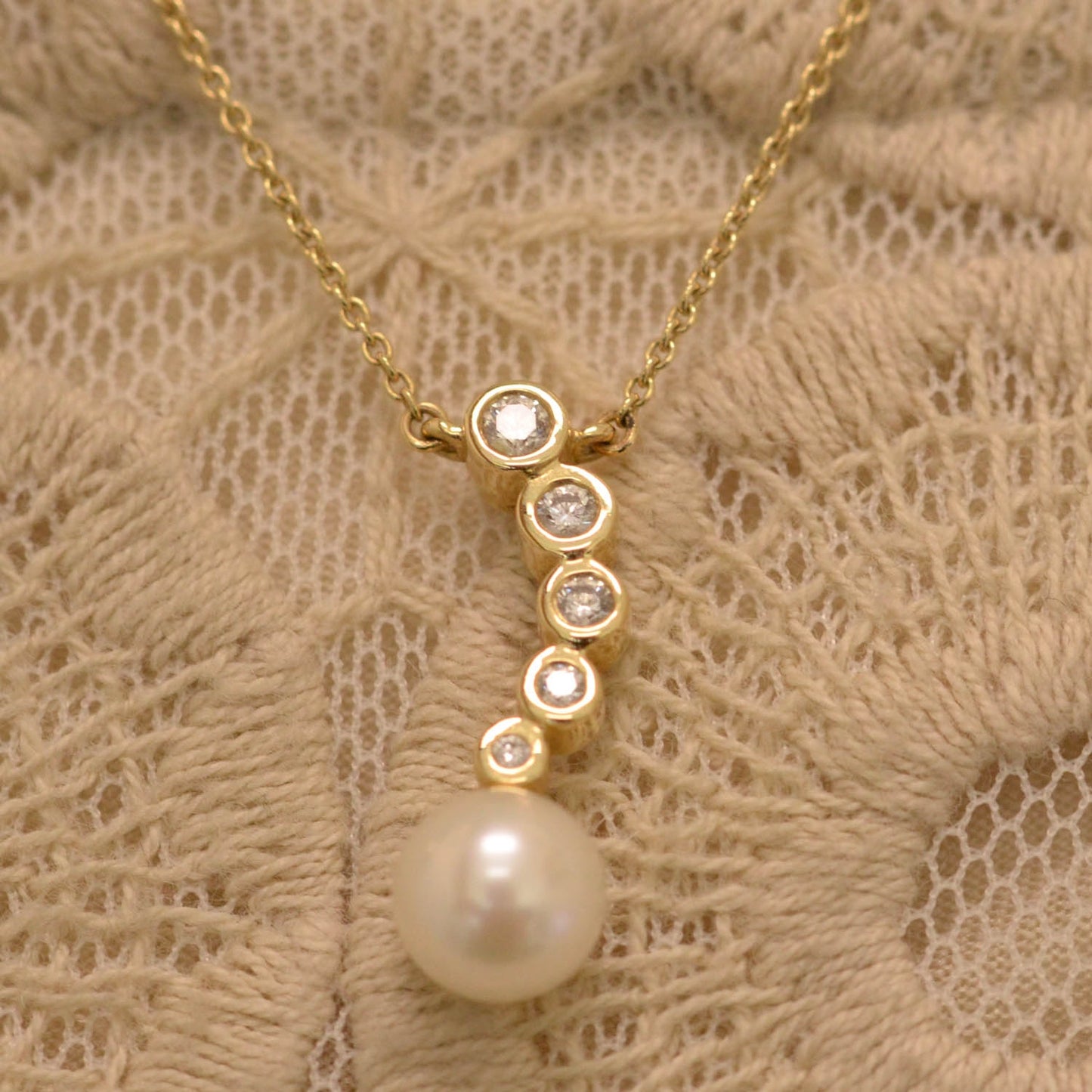 Blue Lagoon 14k Pearl Graduated Diamond Necklace