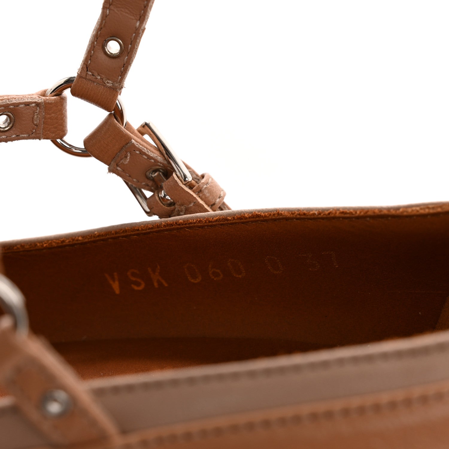 Valentino Garavani Nappa Love Latch 50mm Pumps 37 Poudre 9 of 11