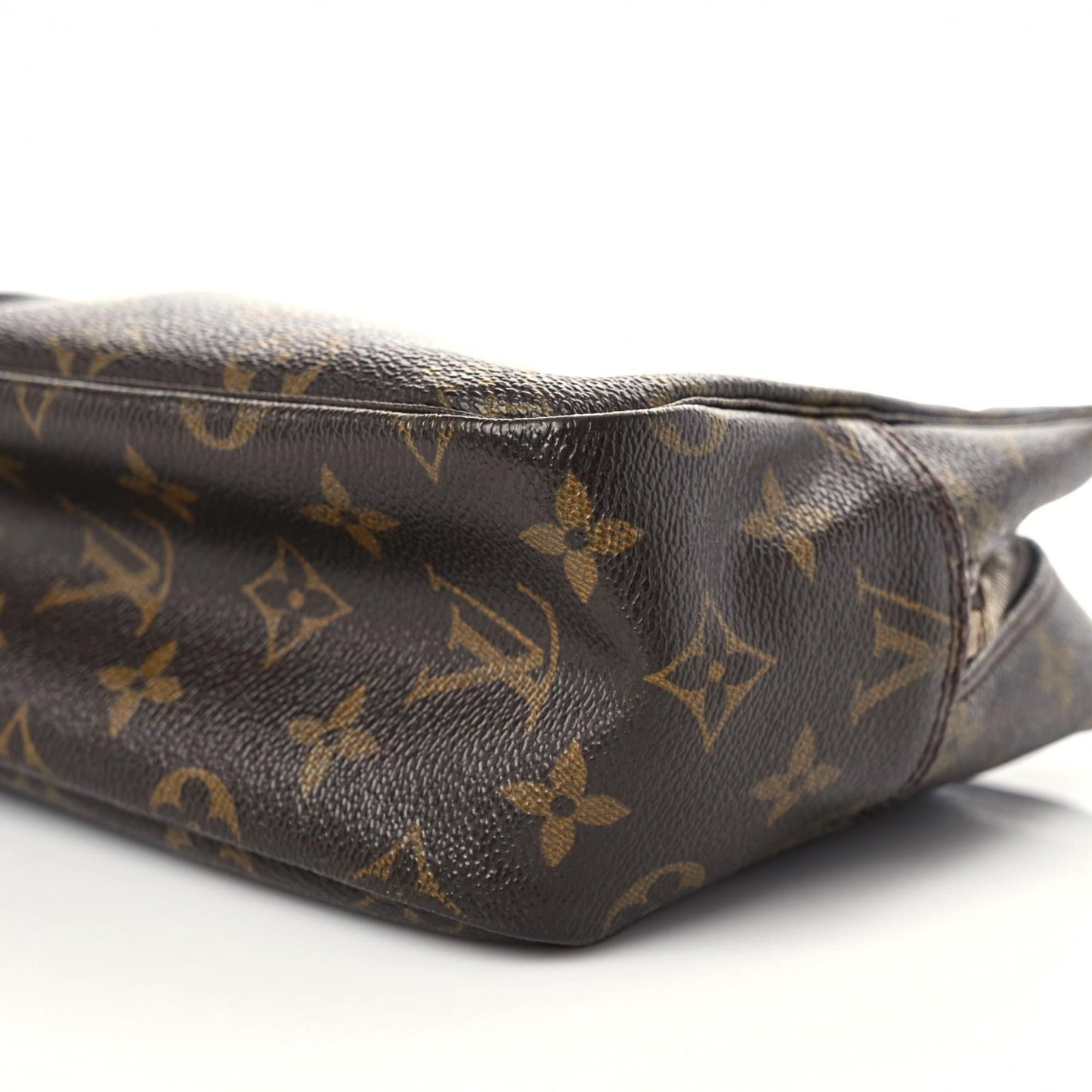 Monogram Trousse Toilette 28