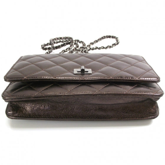 Leather Quilted Wallet On Chain Bronze