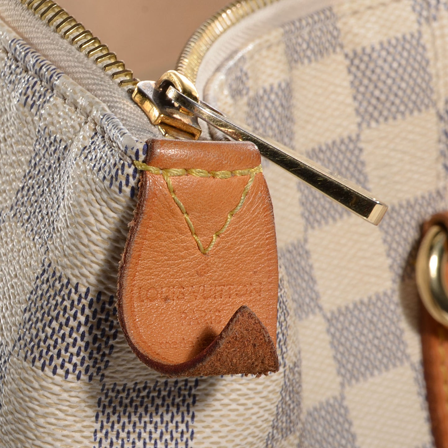Damier Azur Totally GM