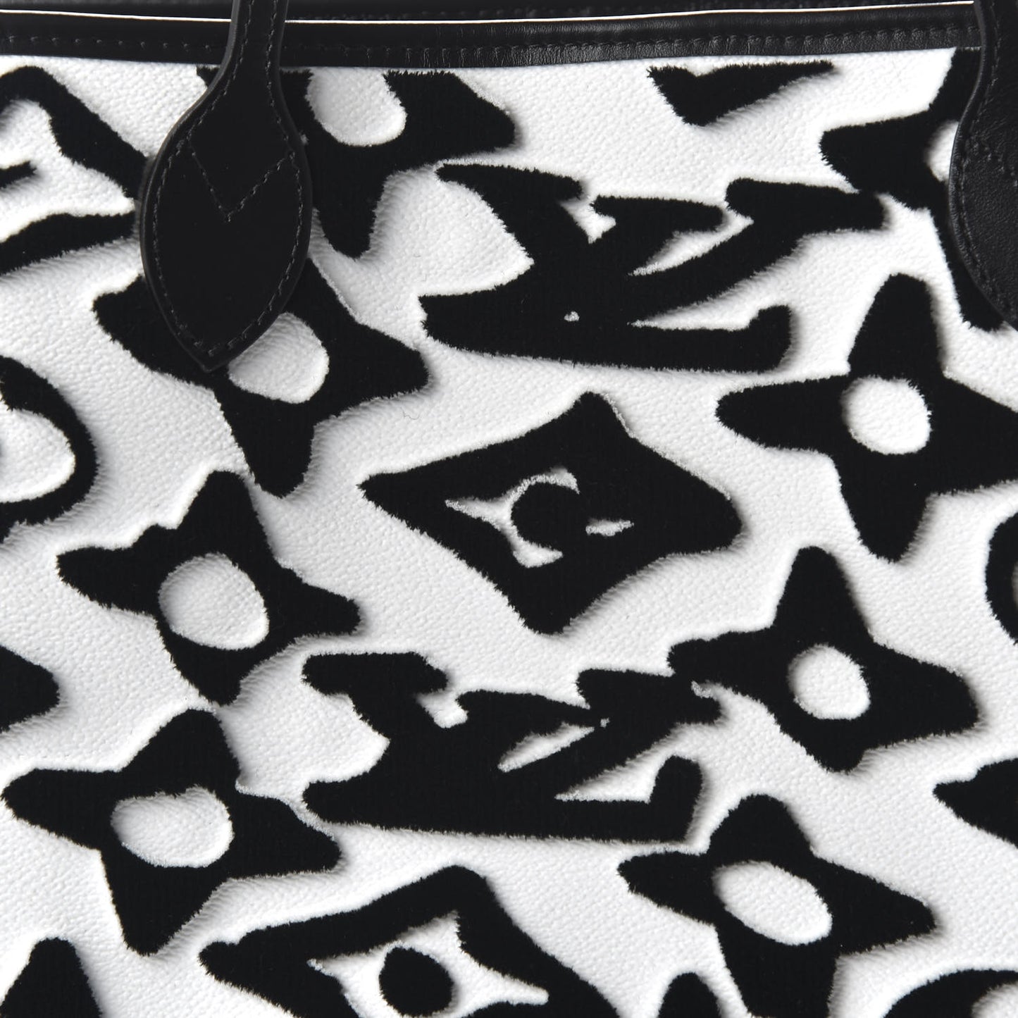 X UF Tufted Monogram Neverfull MM Black White