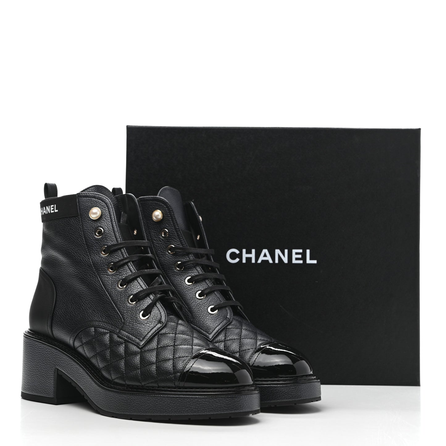 Pearly Calfskin Patent Calfskin Lace Up Combat Boots 40 Black