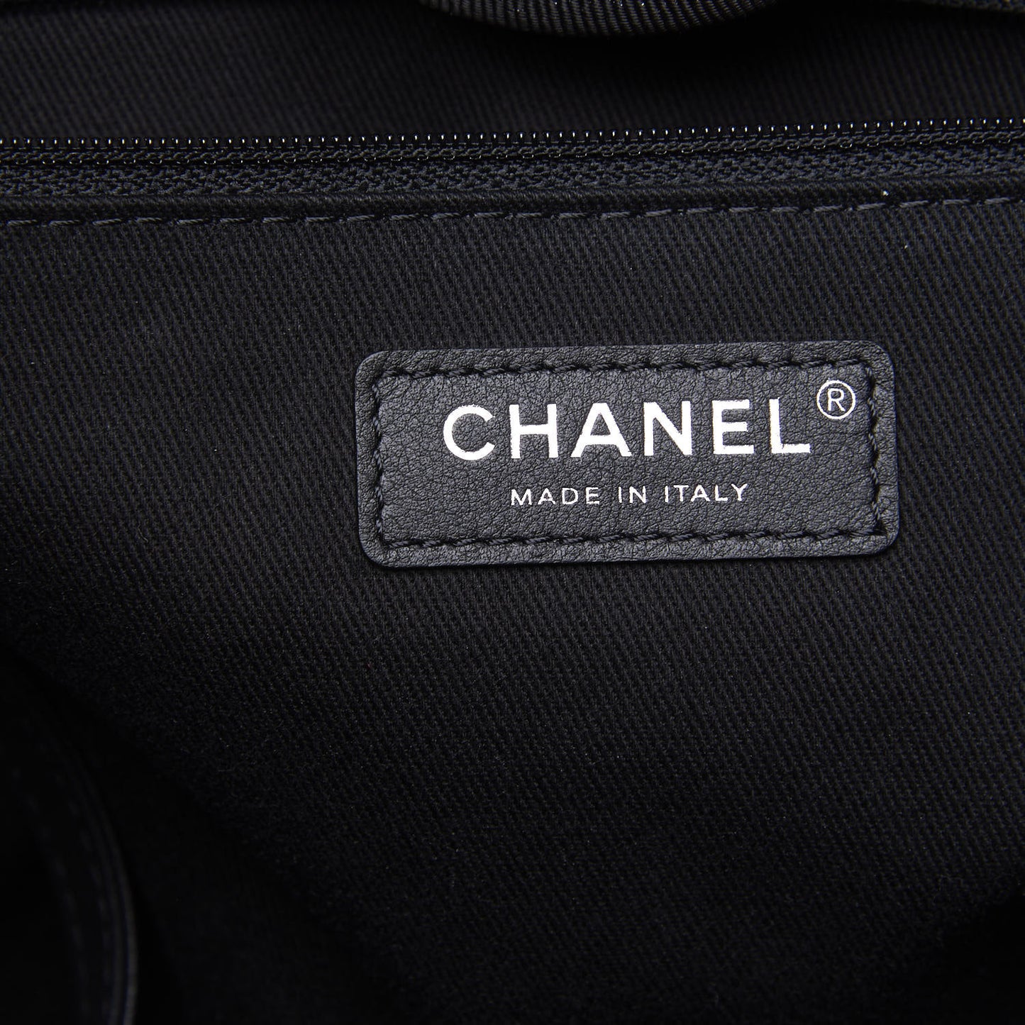 Lurex Boucle Medium Deauville Tote Black